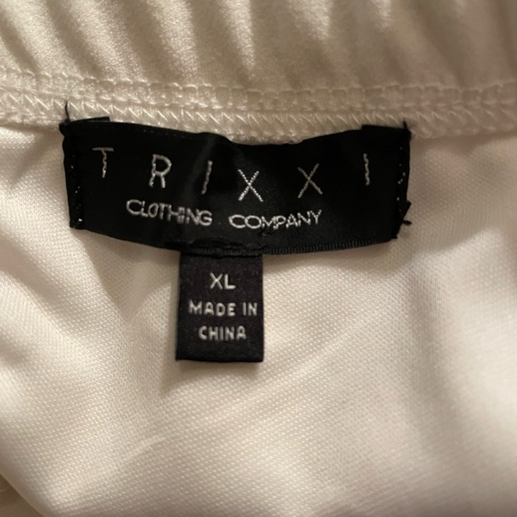 Trixxi White Asymmetrical Strapless Dress - Picture 4 of 7